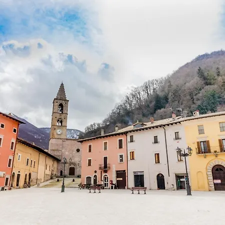 Il Dolce Rifugio. Piazza Principale Di Apartment